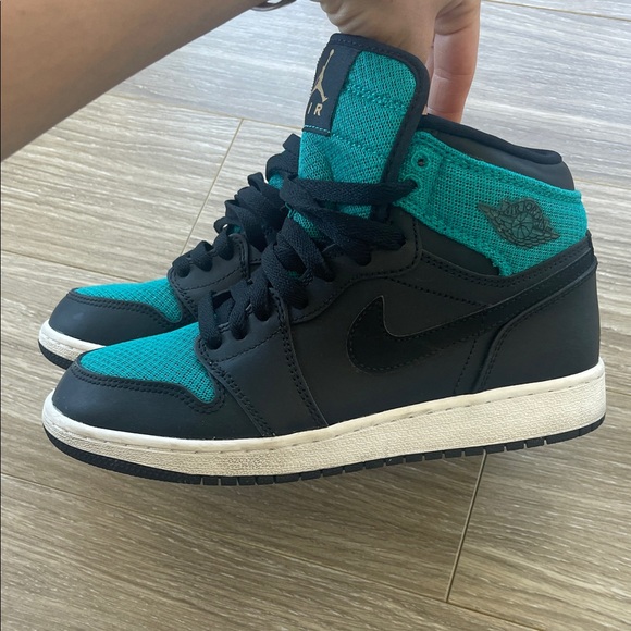 Air Jordan women’s Teal and Black High-Top Sneakers - Picture 2 of 4